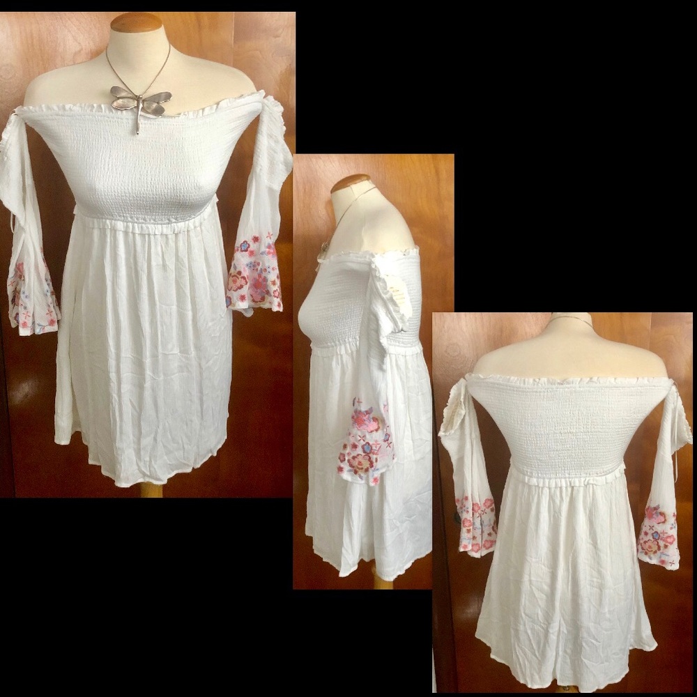 FLORAL EMBROIDERED OFF SHOULDER BELL SLEEVE DRESS - Picture 5 of 8